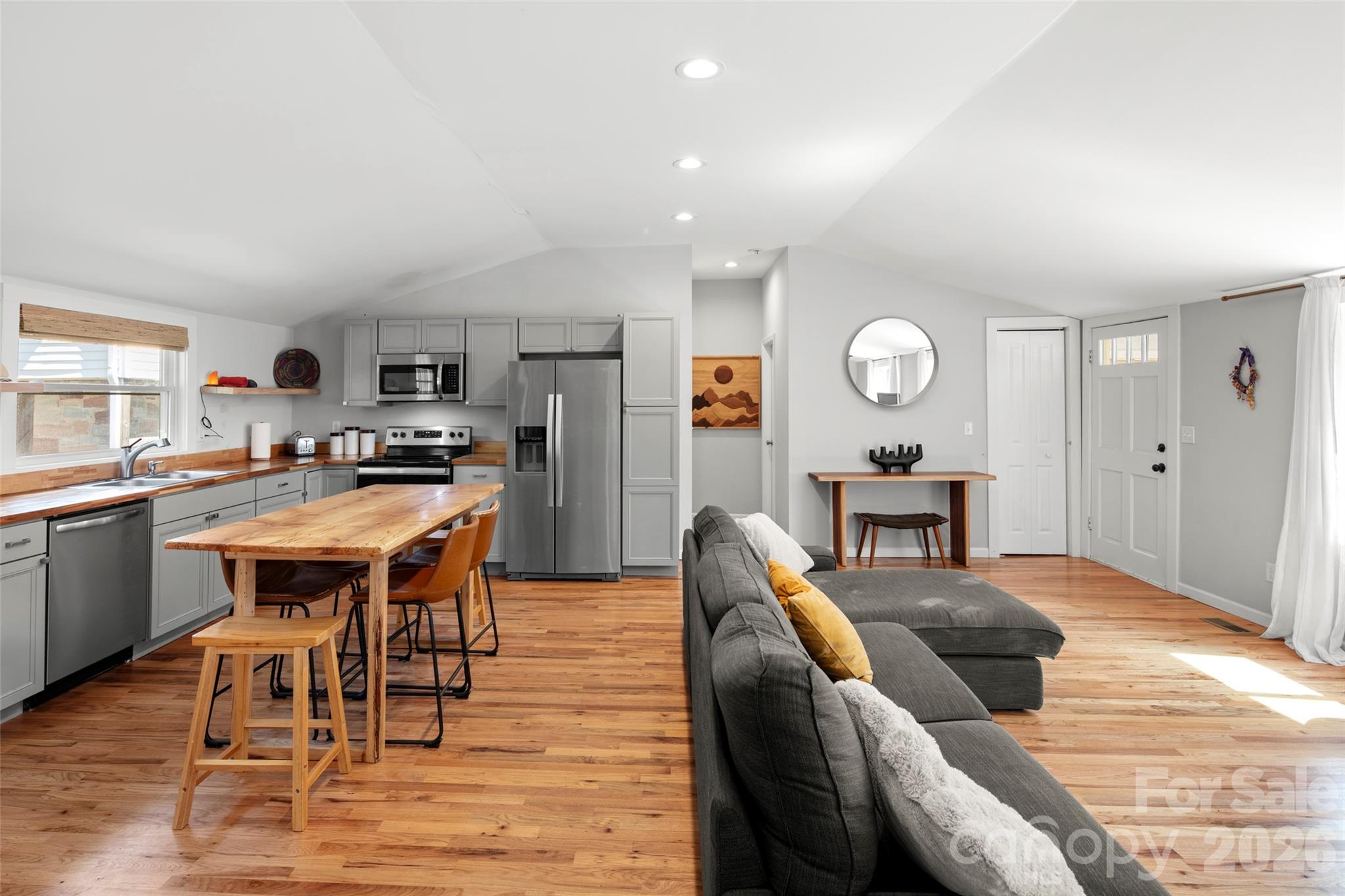 28 Long Cove Road Candler, NC 28715 - Photo 5 of 41 Gallery Image 5