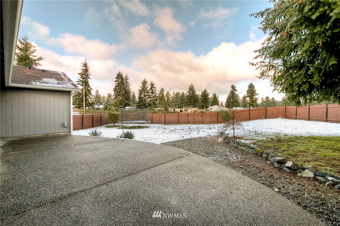 5836 188th Avenue Southwest Rochester, WA 98579 - Photo 11 of 22