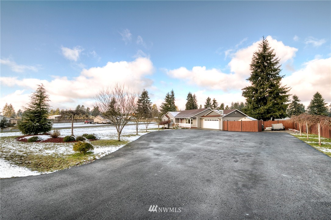 5836 188th Avenue Southwest Rochester, WA 98579 - Photo 3 of 22