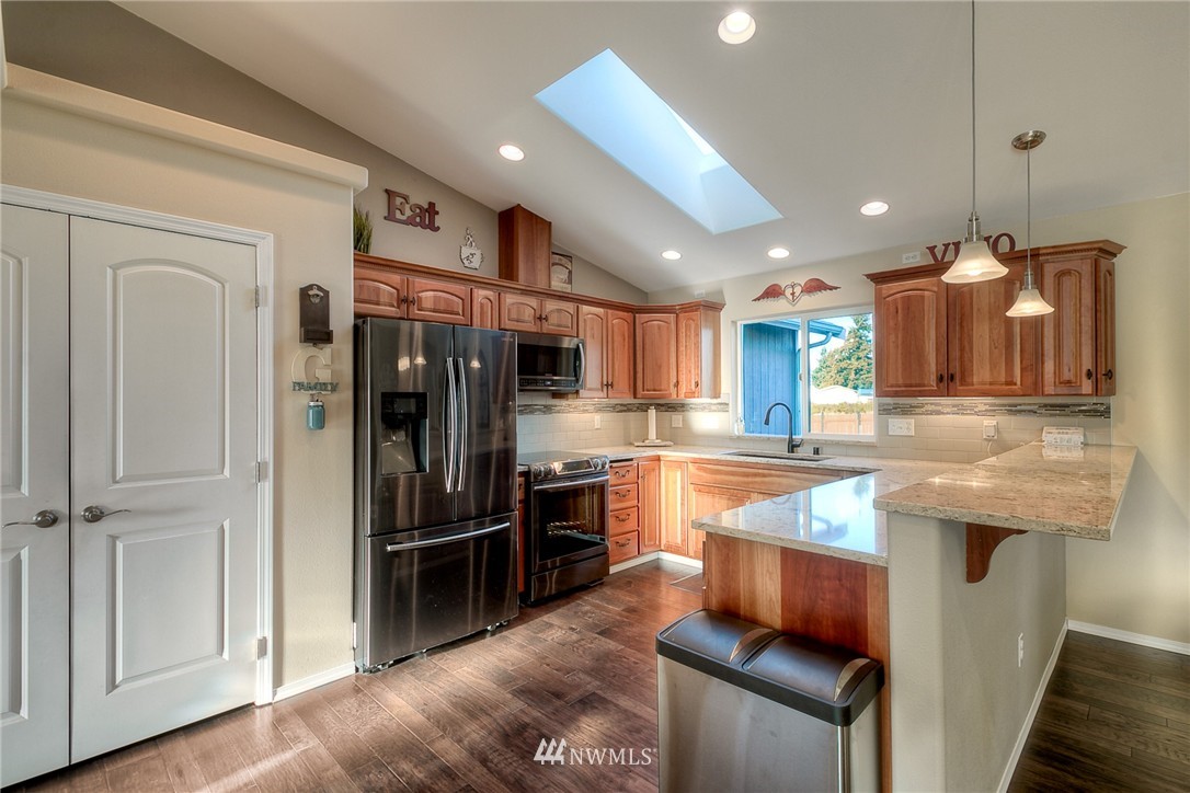 5836 188th Avenue Southwest Rochester, WA 98579 - Photo 5 of 22
