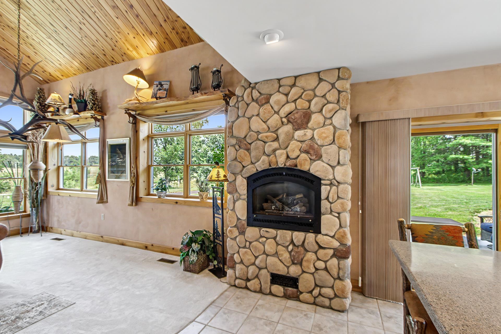 E6789 Loop Reedsburg Wi 53959 Rock Springs, WI 53961 - Photo 21 of 86 Gallery Image 21