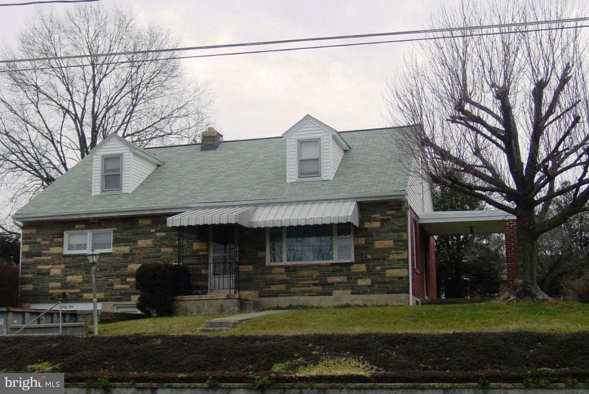 29 Springcrest Drive Akron, PA 17501 - Photo 2 of 4 Gallery Image 2
