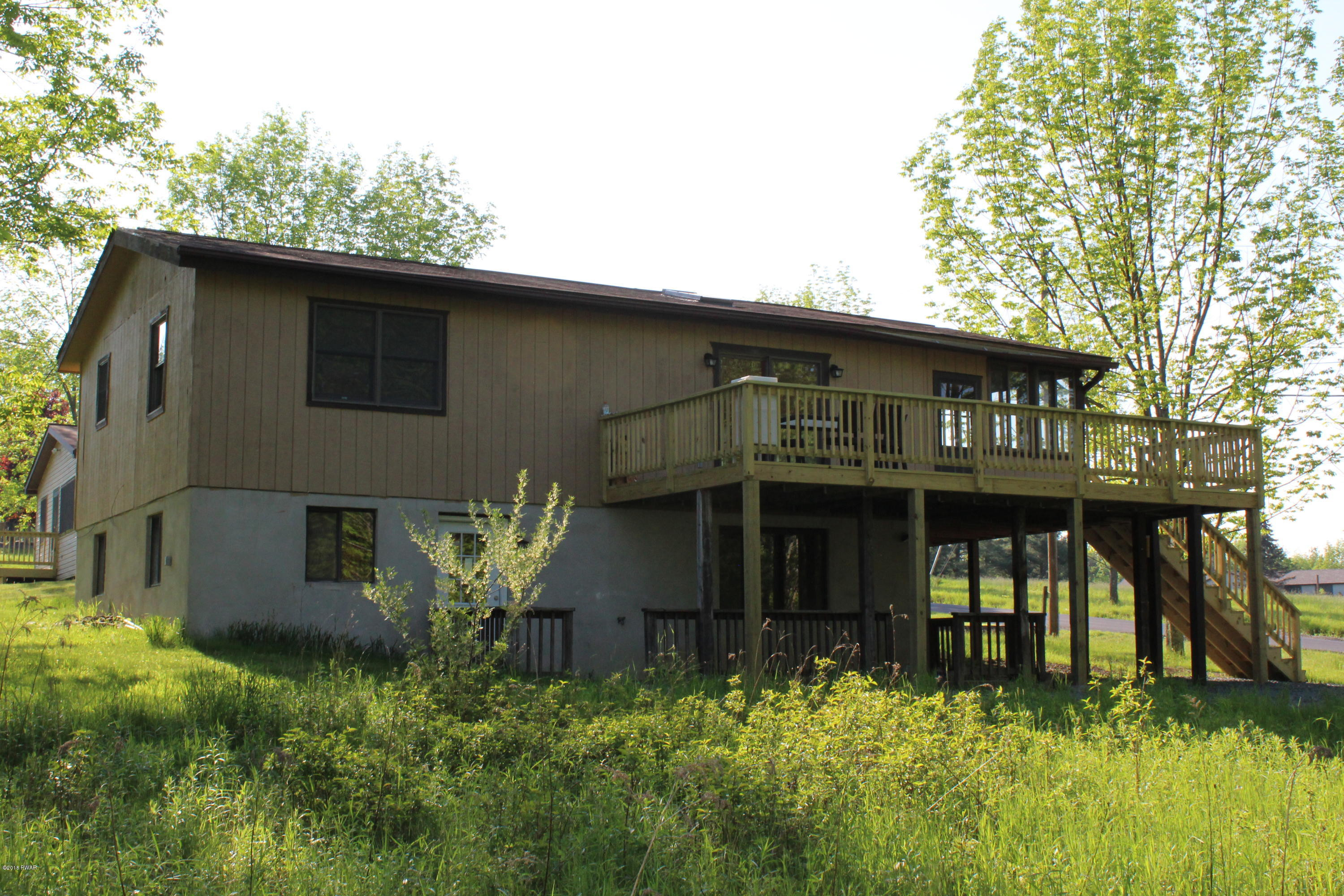 1571 Ridgeview Drive Lake Ariel, PA 18436 - Photo 31 of 36 back of house