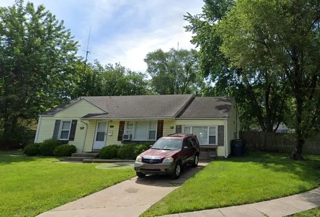 $235,000 | 1001 East Cedar Street, Olathe, KS 66061