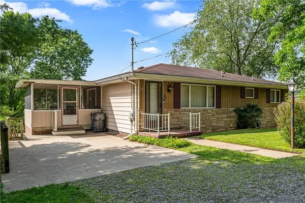 $200,000 | 218 Brand Avenue, Imperial, PA 15126