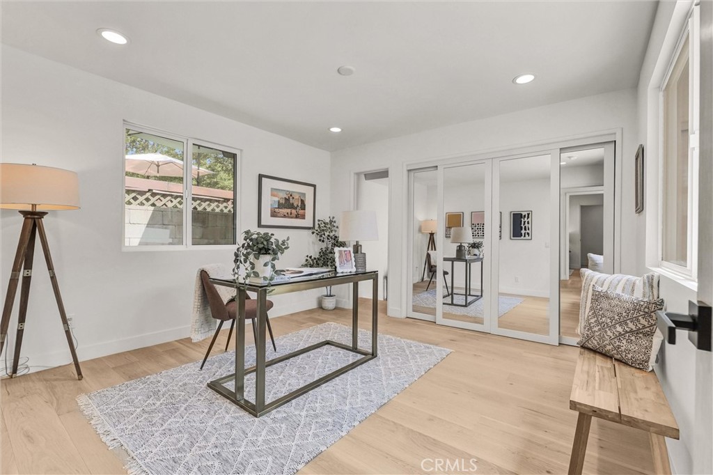 808 South Los Robles Avenue Pasadena, CA 91106 - Photo 29 of 38