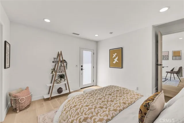 $1,698,000 | 808 South Los Robles Avenue, Pasadena, CA 91106