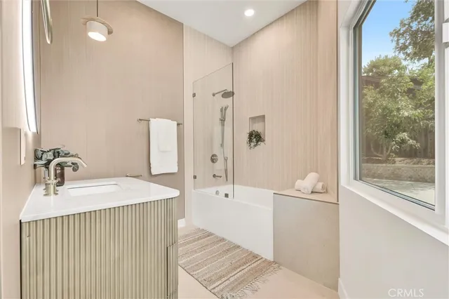 $1,698,000 | 808 South Los Robles Avenue, Pasadena, CA 91106