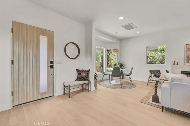 $1,698,000 | 808 South Los Robles Avenue, Pasadena, CA 91106