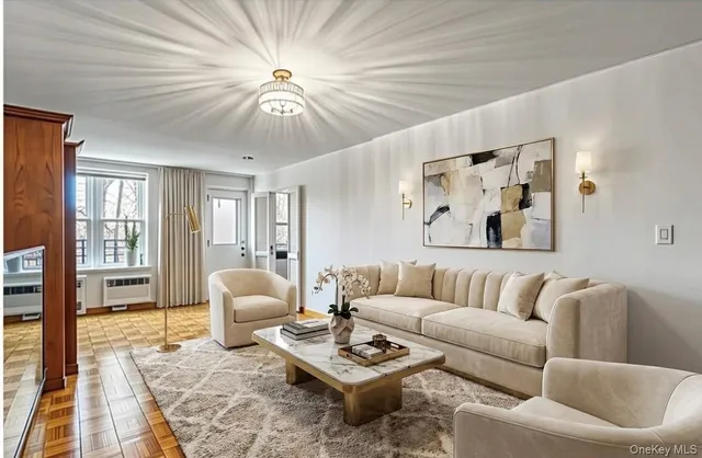 $390,000 | 65-15 Alderton Street, Unit 2C | Rego Park