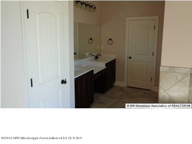 4615 Riva Ridge Drive Olive Branch, MS 38654 - Photo 15 of 27 20160714145009589706000000-o
