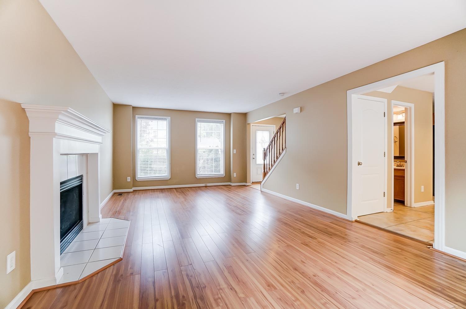 1549 Creekside Road Amelia, OH 45102 - Photo 4 of 35