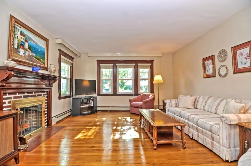 17-19 Oakley Road Watertown, MA 02472 - Photo 11 of 42