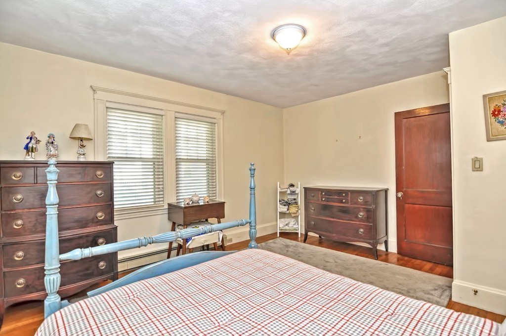 17-19 Oakley Road Watertown, MA 02472 - Photo 15 of 42