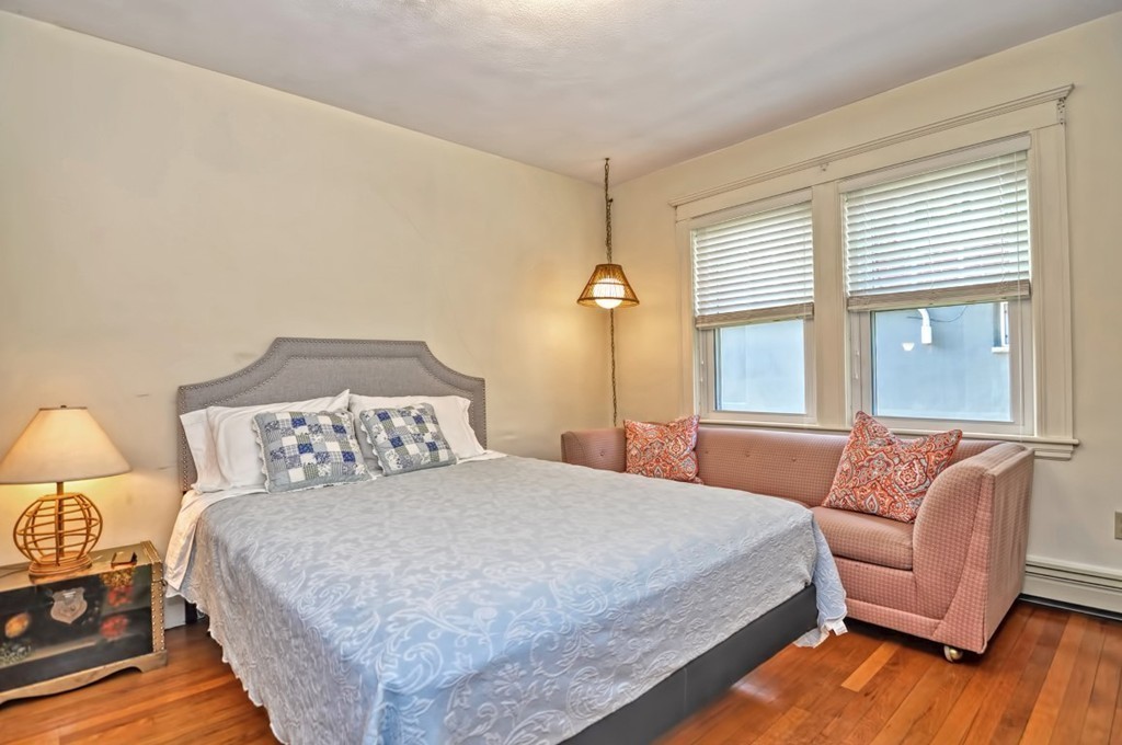 17-19 Oakley Road Watertown, MA 02472 - Photo 16 of 42