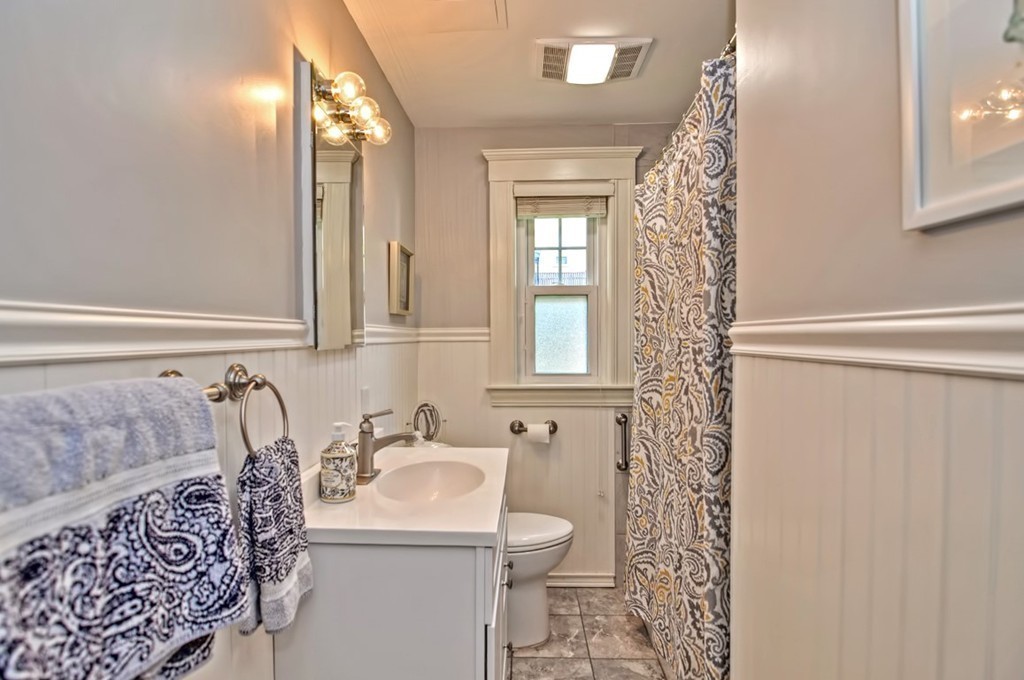 17-19 Oakley Road Watertown, MA 02472 - Photo 19 of 42