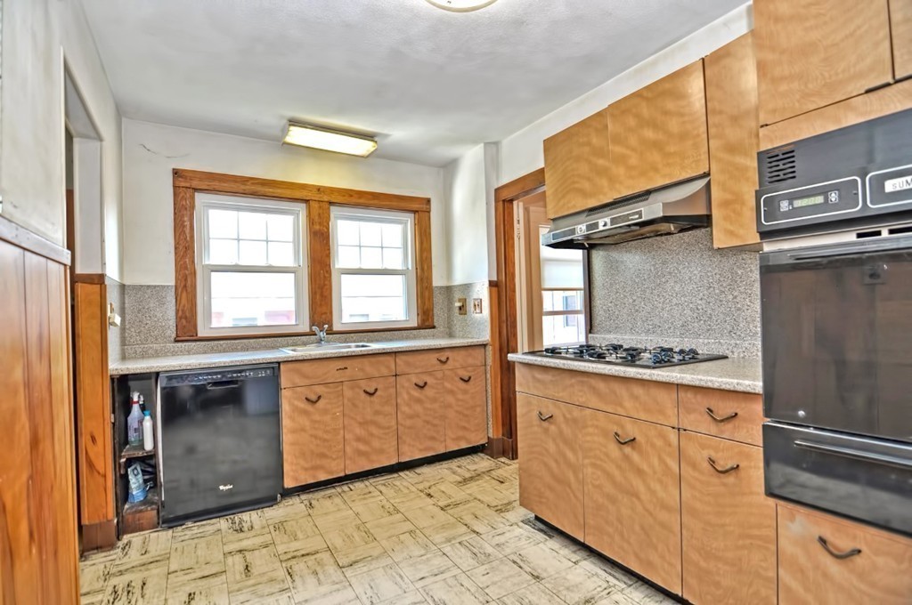17-19 Oakley Road Watertown, MA 02472 - Photo 23 of 42