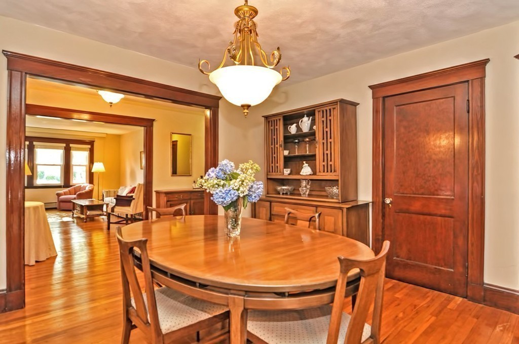 17-19 Oakley Road Watertown, MA 02472 - Photo 9 of 42