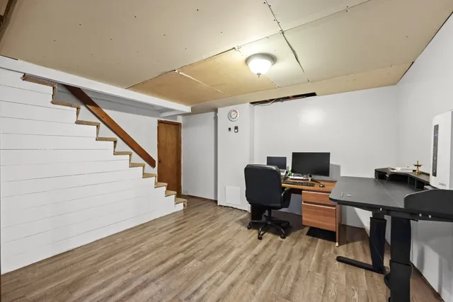 $2,600 | 133 Robbins Avenue, Newington, CT 06111