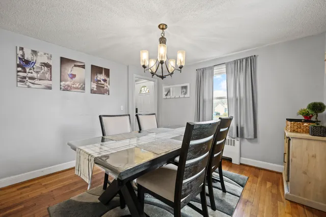 $2,600 | 133 Robbins Avenue, Newington, CT 06111