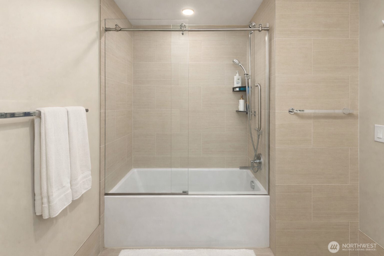 121 Stewart Street, Unit 603 Seattle, WA 98101 - Photo 13 of 31