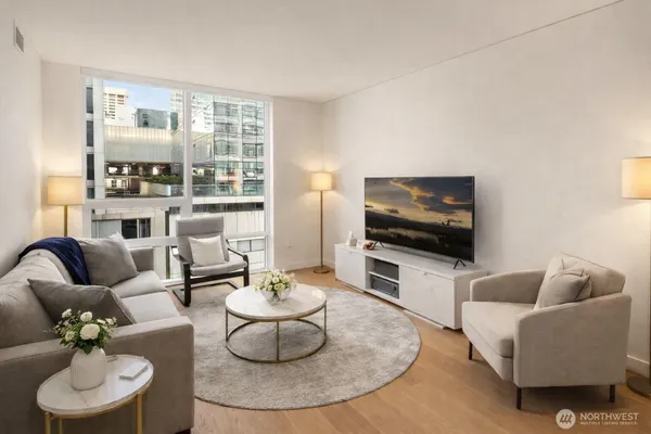 $549,000 | 121 Stewart Street, Unit 603, Seattle, WA 98101