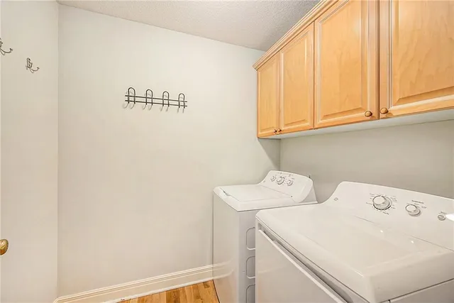 $460,000 | 13423 Summit Court, Kansas City, MO 64145