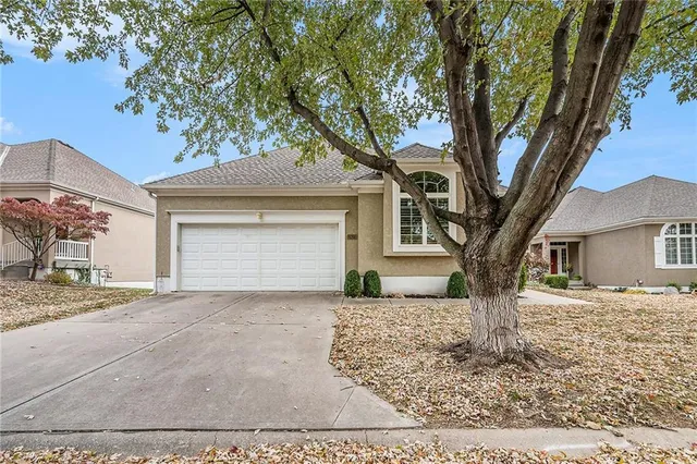 $460,000 | 13423 Summit Court, Kansas City, MO 64145