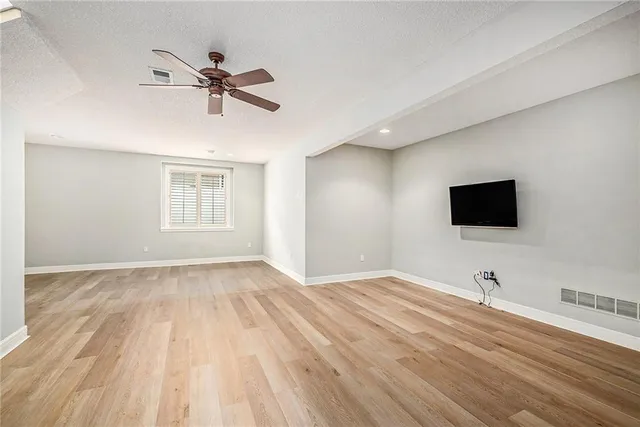 $460,000 | 13423 Summit Court, Kansas City, MO 64145