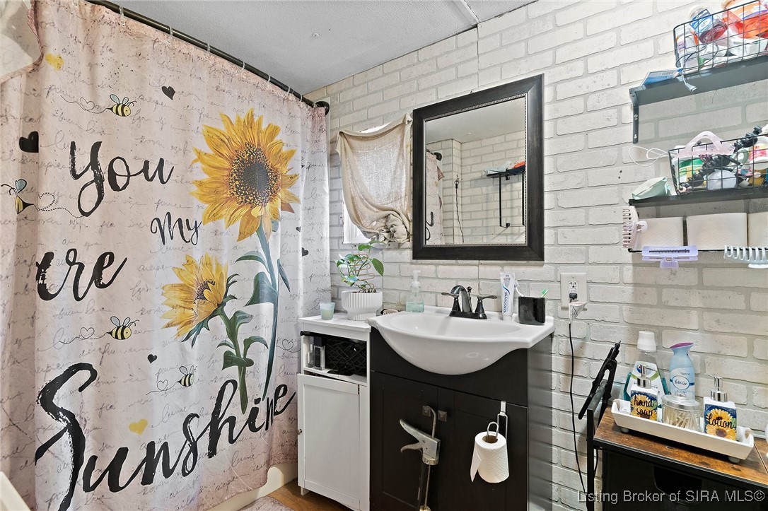 3573 East Oard Spring Road Deputy, IN 47230 - Photo 8 of 20