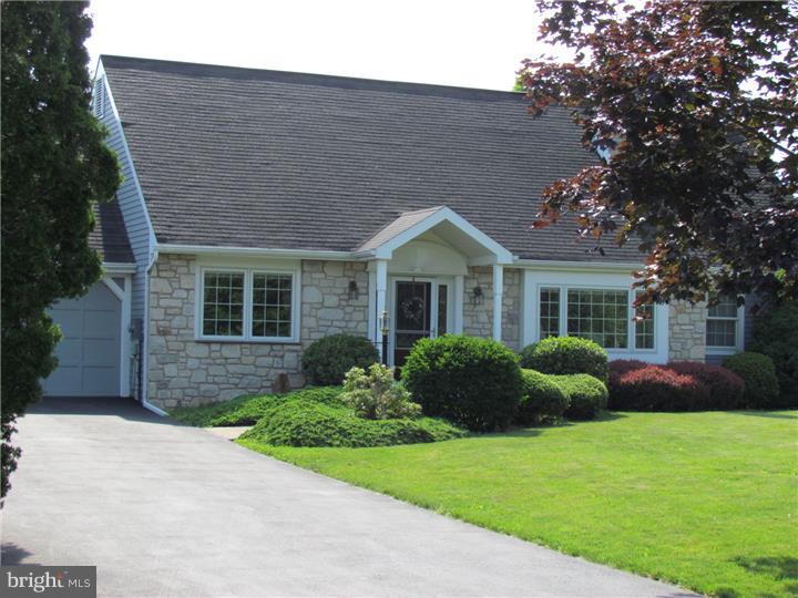 4 Hillendale Road Perkasie, PA 18944 - Photo 1 of 25 Gallery Image 1