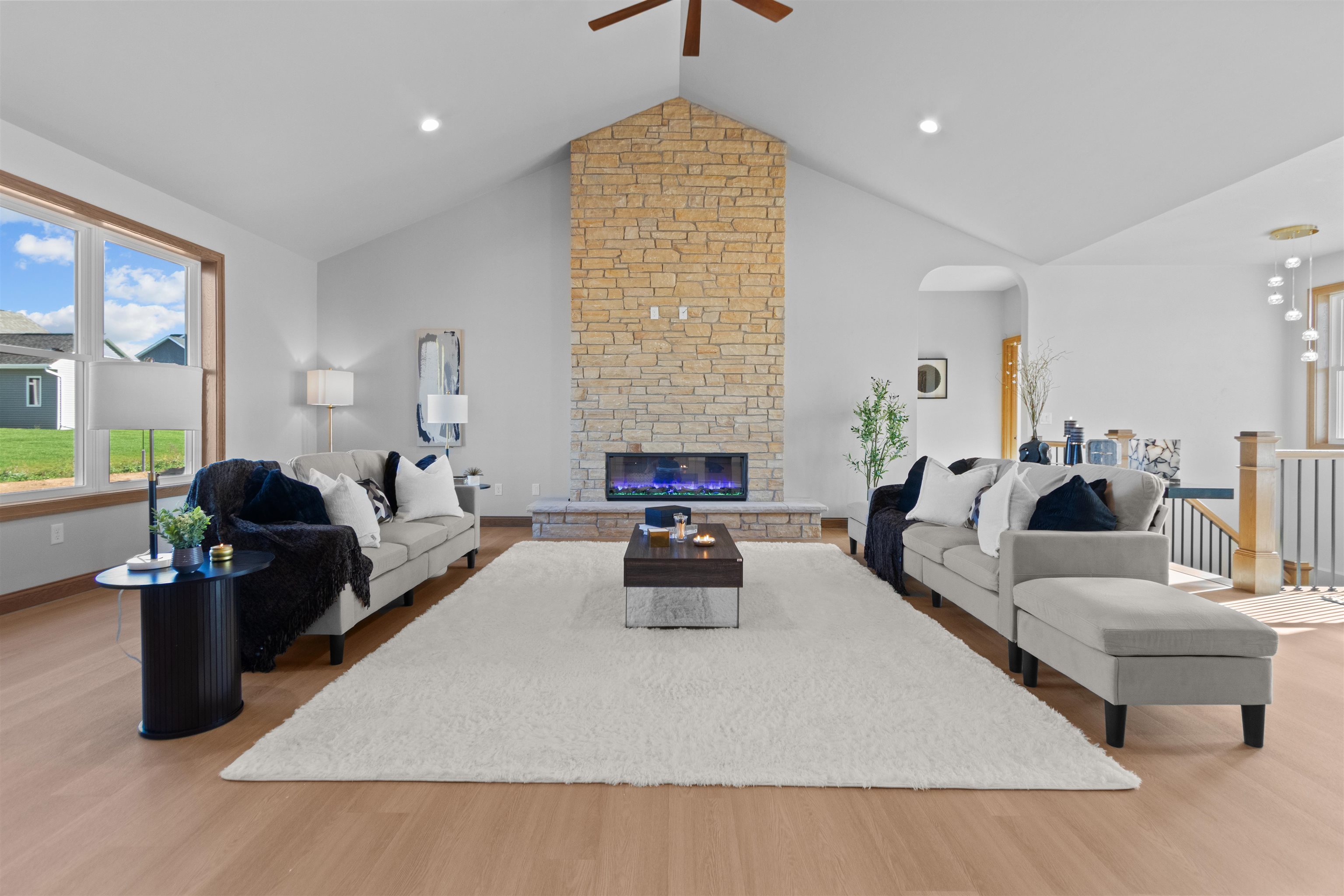 266 East Sweetwater Way Appleton, WI 54913 - Photo 8 of 73