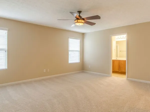$2,100 | 3723 Blaze Drive, Murfreesboro, TN 37128