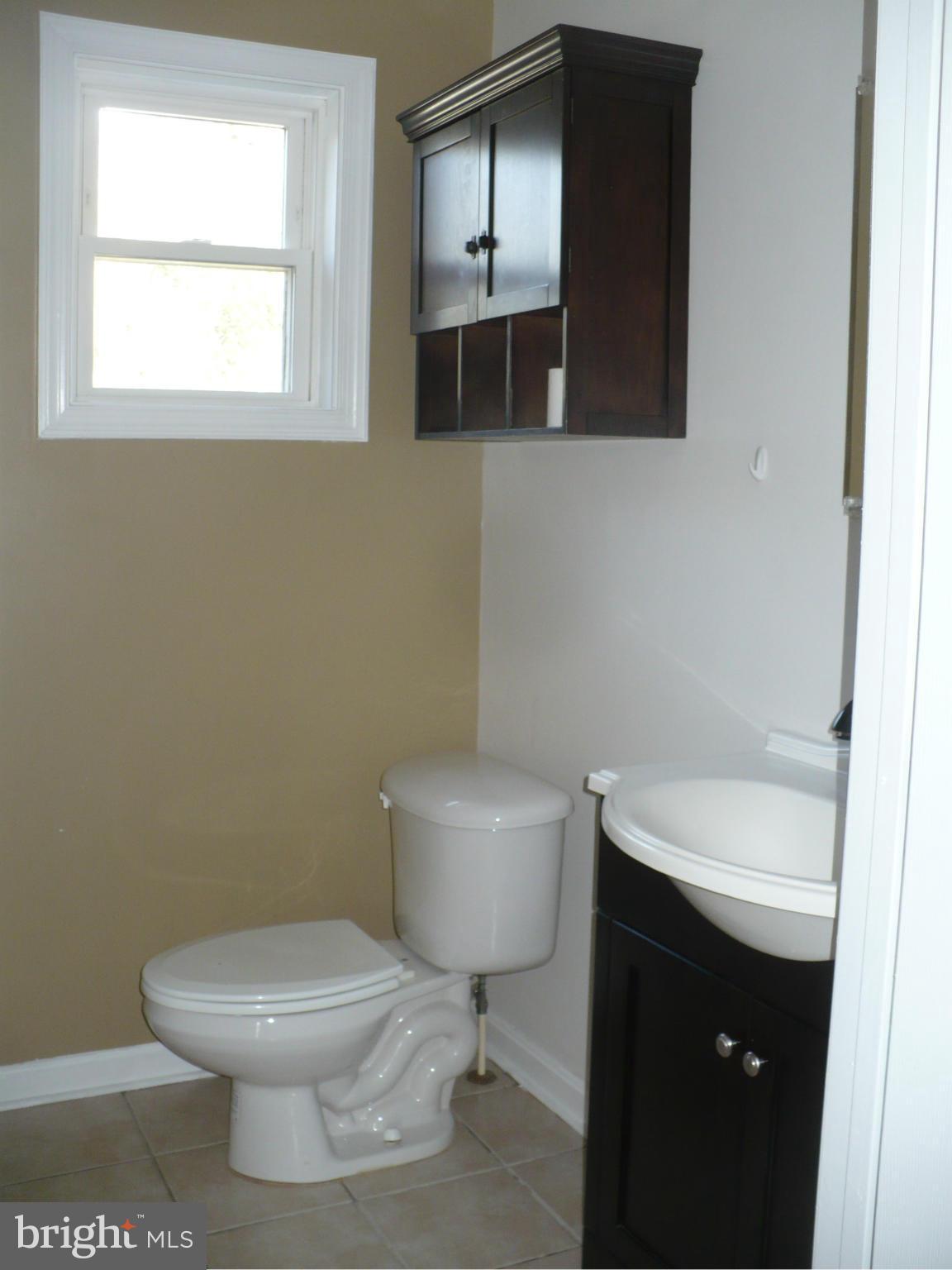 5300 Dogwood Road Baltimore, MD 21207 - Photo 11 of 22 Bath (Master)