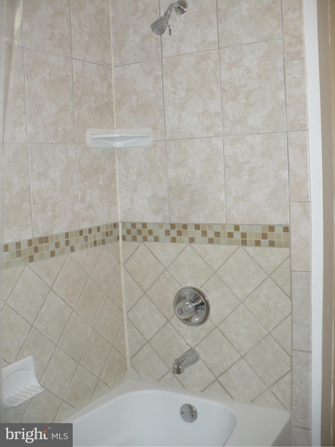 5300 Dogwood Road Baltimore, MD 21207 - Photo 10 of 22 Bath