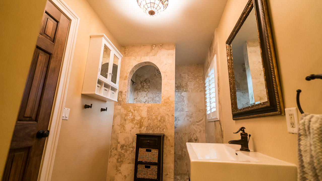 6060 North Ocean Boulevard Ocean Ridge, FL 33435 - Photo 18 of 23 Master Bath View