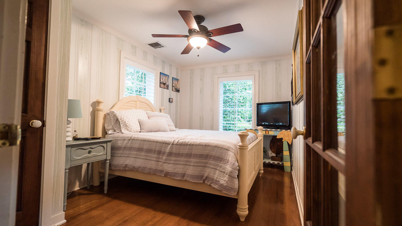 6060 North Ocean Boulevard Ocean Ridge, FL 33435 - Photo 20 of 23 Guest Room