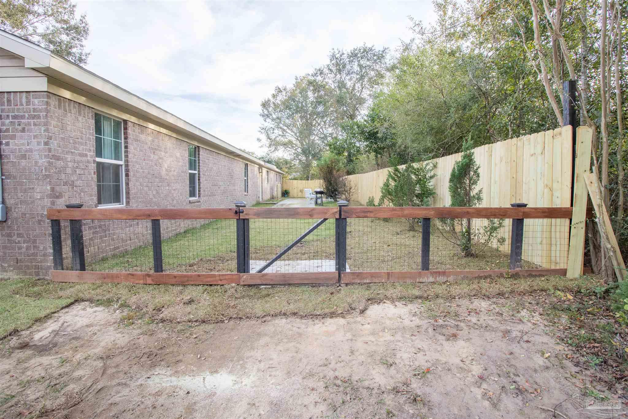 95 Danielle Lane Cantonment, FL 32533 - Photo 26 of 31