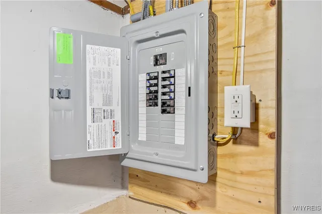 $229,000 | 151 Edgewood Avenue, Tonawanda, NY 14223