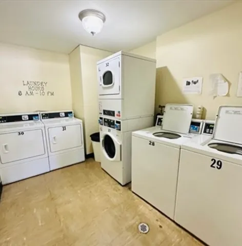 $1,800 | 8 Shadowbrook Lane, Unit 38, Milford, MA 01757