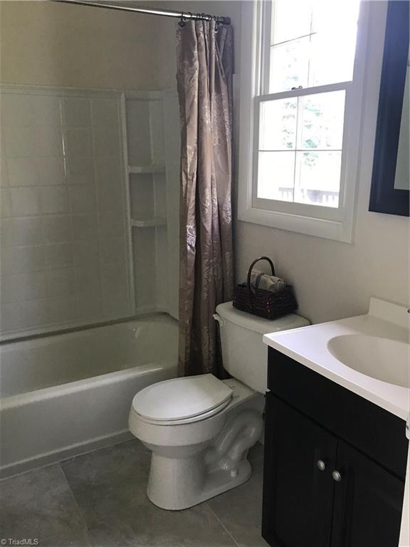162 Merrigold Road Reidsville, NC 27320 - Photo 9 of 12 Gallery Image 9