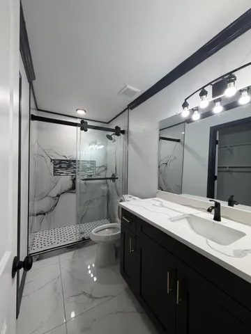 a view of a room with an empty space