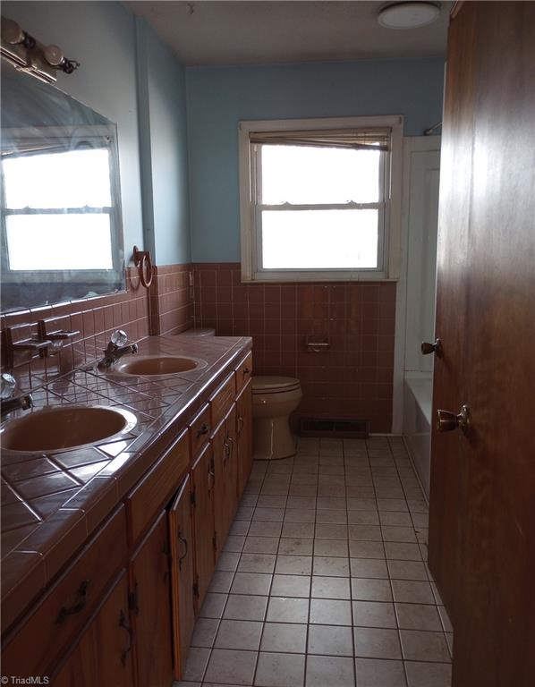 170 Jarrell Road Reidsville, NC 27320 - Photo 7 of 19