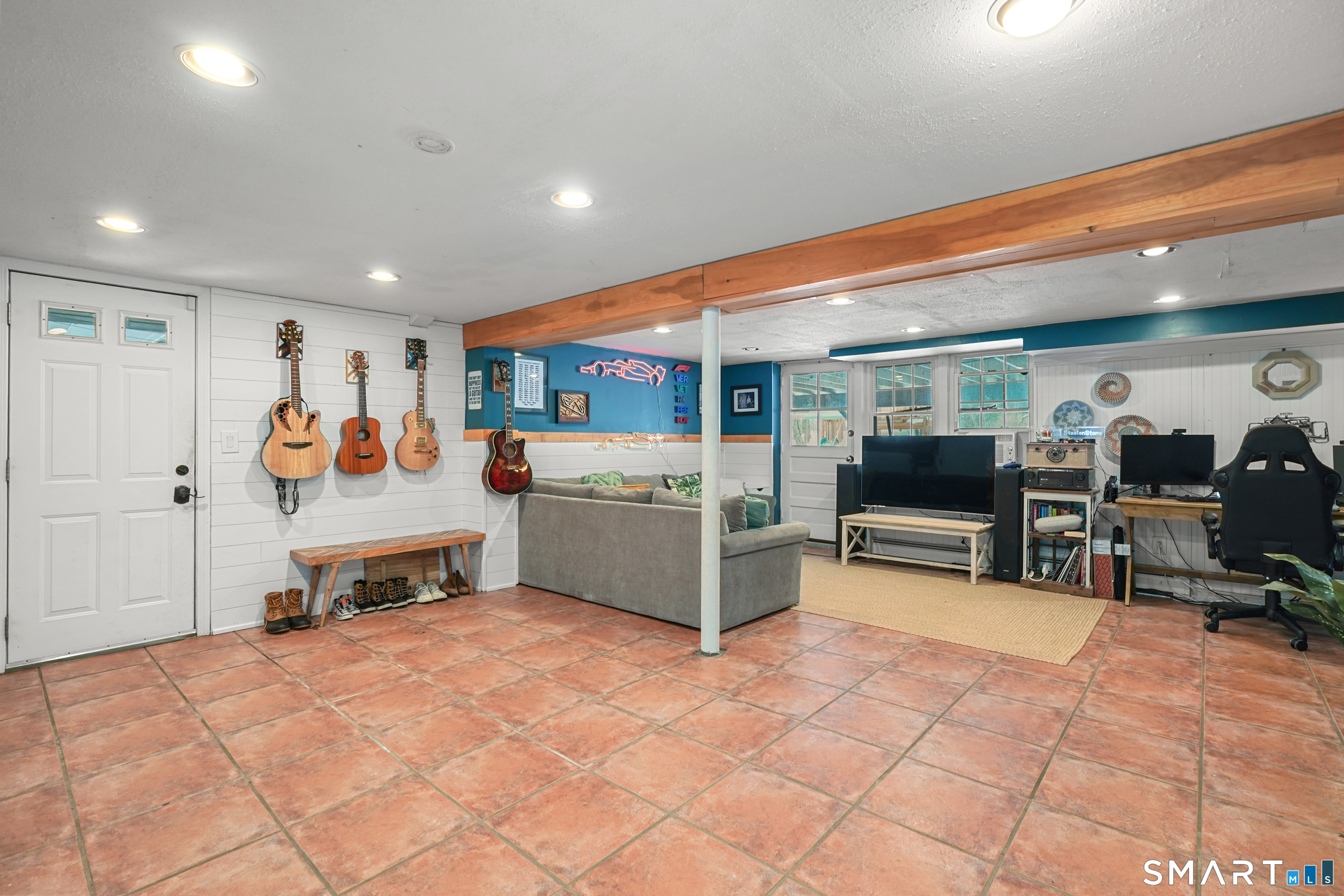 349 Mountain Road Wilton, CT 06897 - Photo 24 of 33