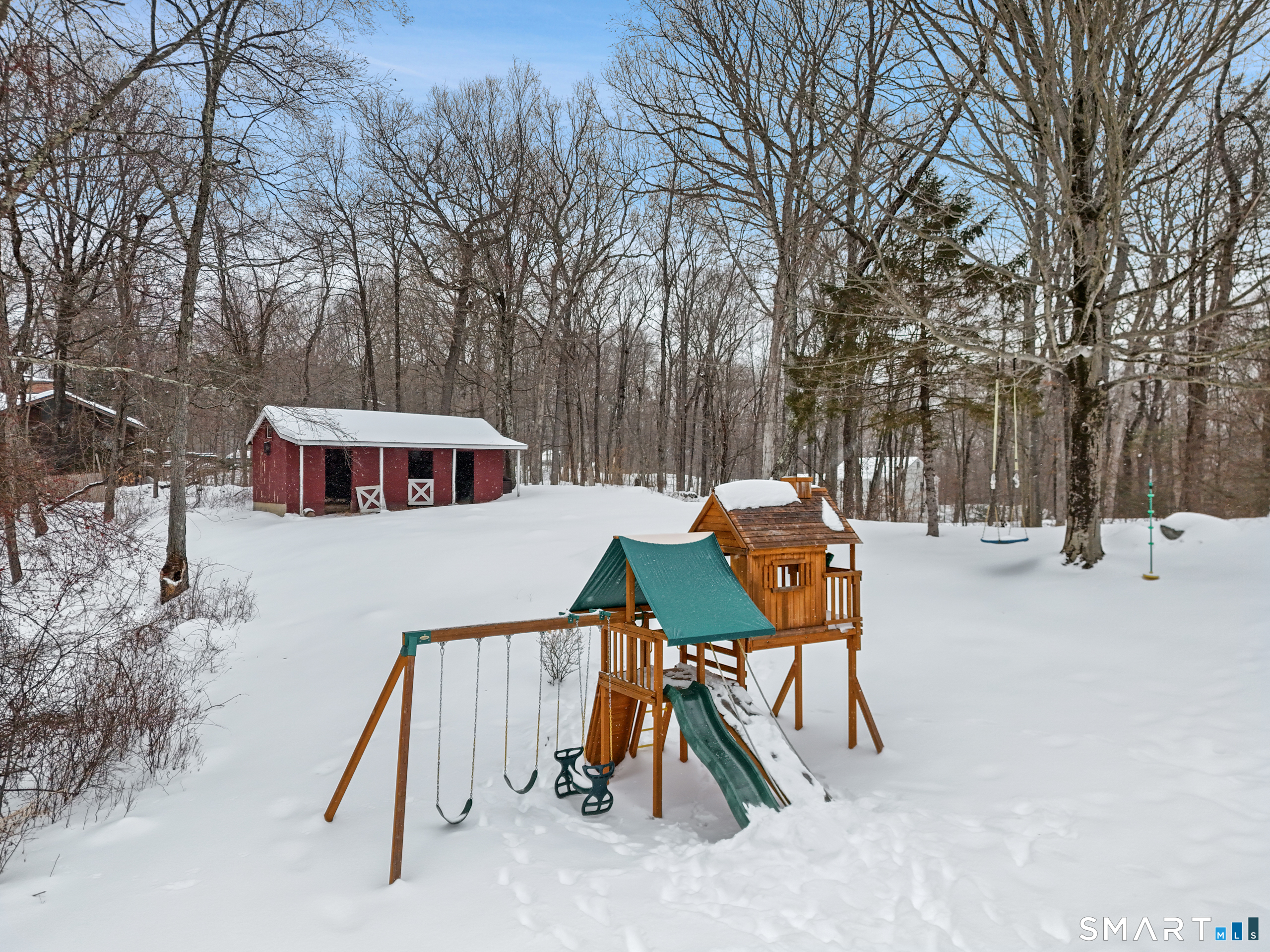 349 Mountain Road Wilton, CT 06897 - Photo 30 of 33