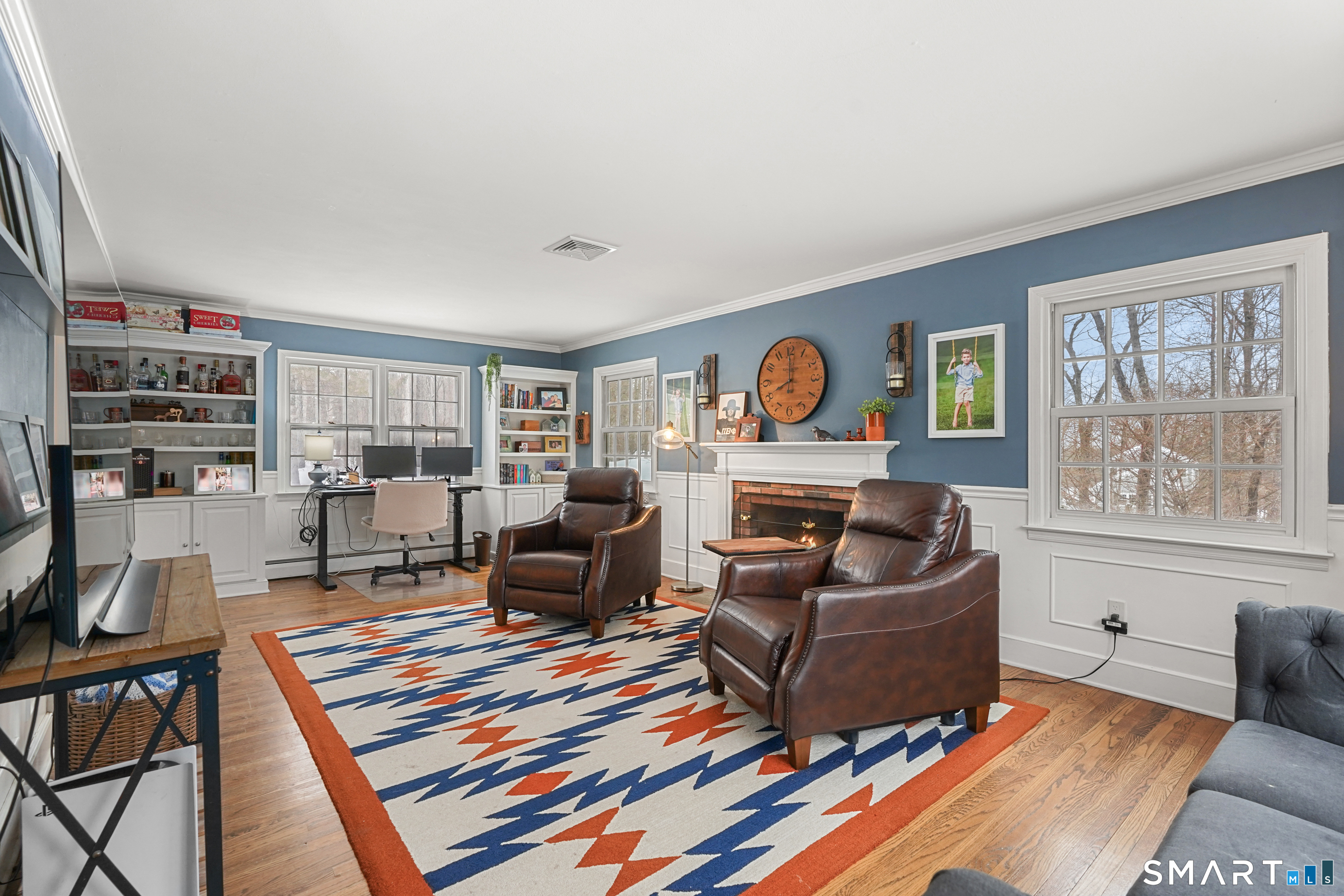 349 Mountain Road Wilton, CT 06897 - Photo 4 of 33