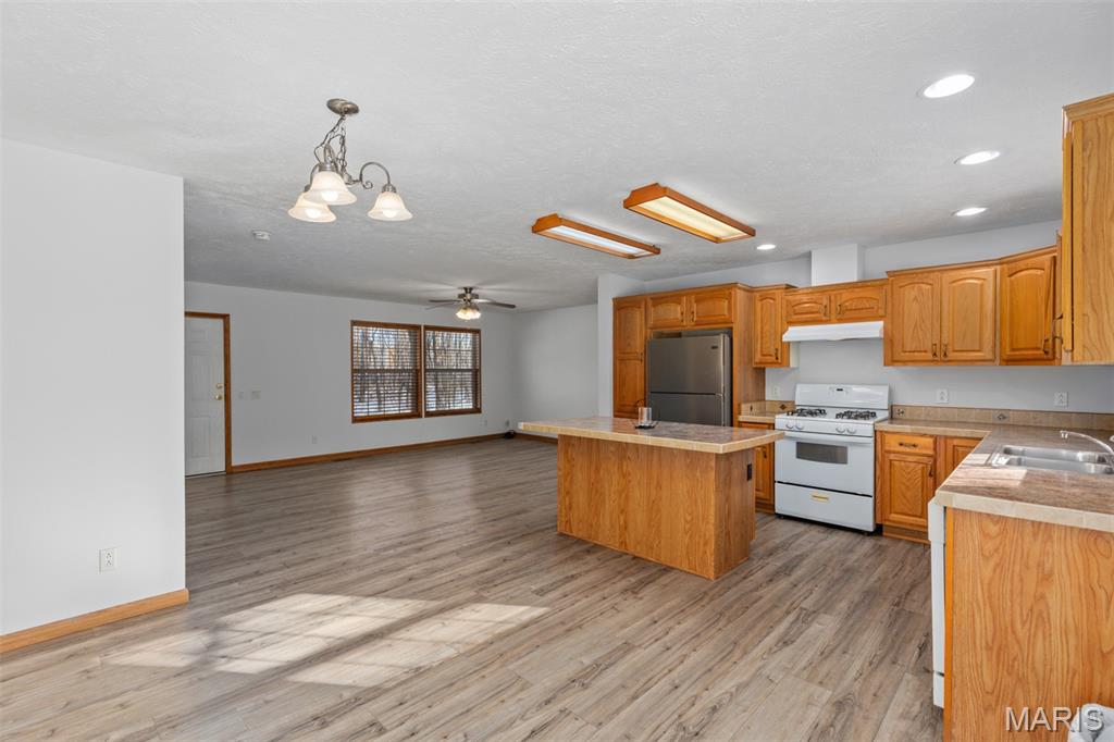 104 Mine Road Sawyerville, IL 62088 - Photo 12 of 28