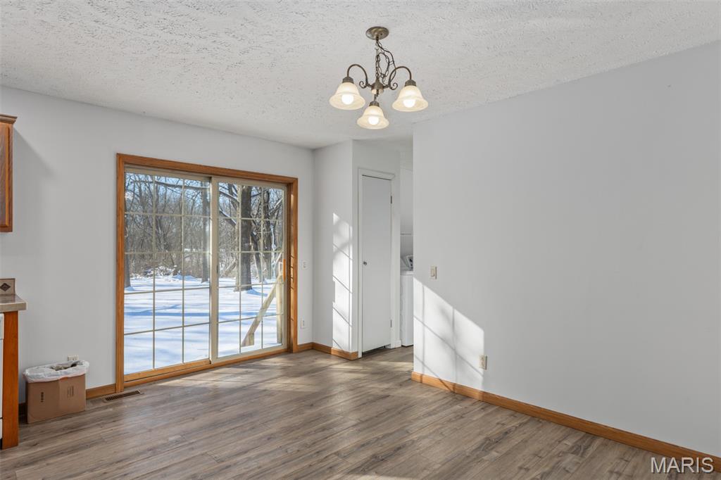 104 Mine Road Sawyerville, IL 62088 - Photo 9 of 28