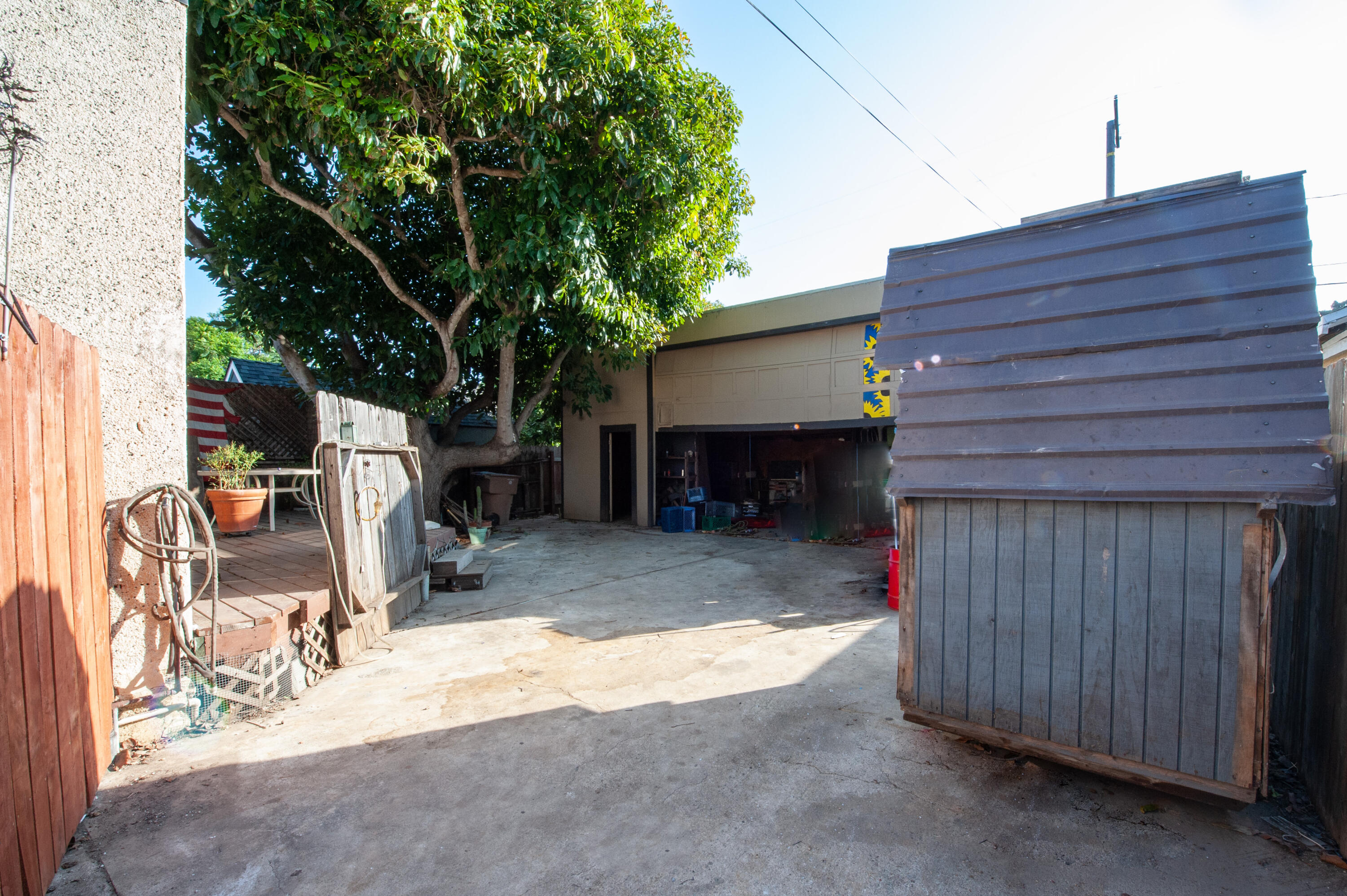 2014 Channel Drive Ventura, CA 93001 - Photo 12 of 13 Shop