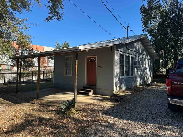 $1,100 | 229 South Lipona Road, Unit C, Tallahassee, FL 32304